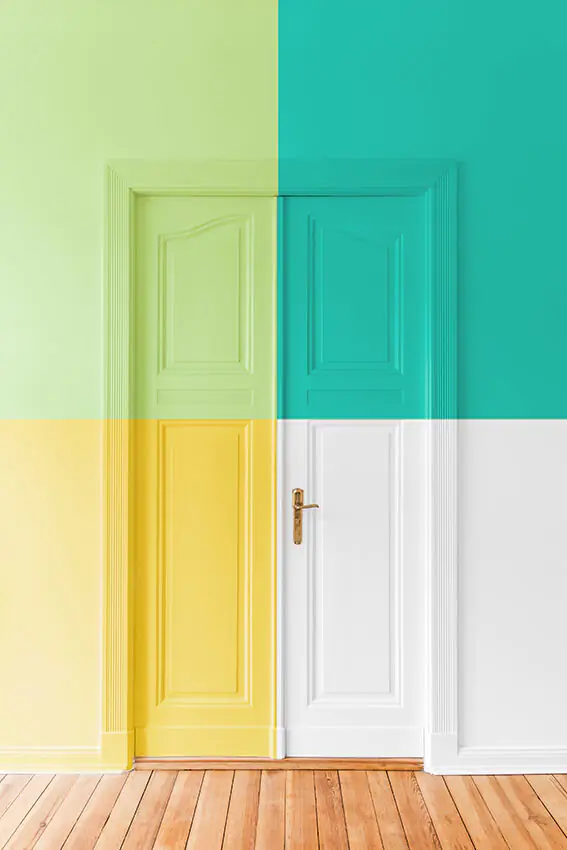 ¿Se debe pintar una puerta sin lijar?